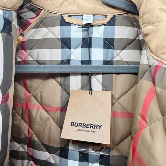 NWT Authentic Burberry Diamond Quilted Jacket. - Picture 12 of 14